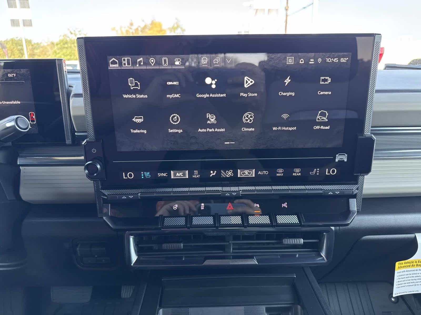 2026 GMC HUMMER EV 2X - Photo 16