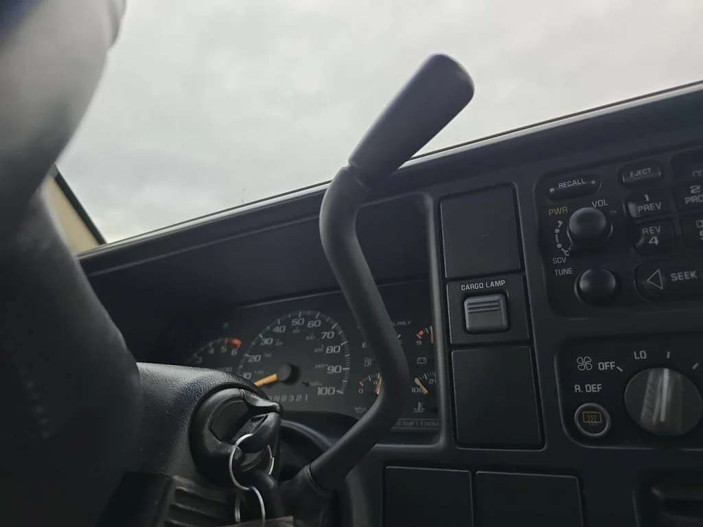Used 1996  GMC SL image 16