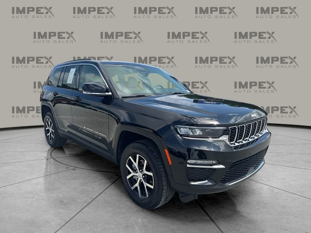 Used 2025 Black Jeep Limited image 4