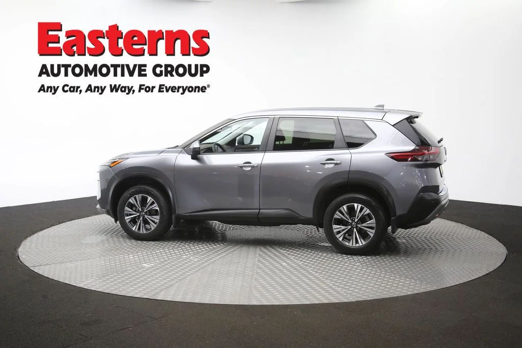 Used 2023 Gray Nissan SV image 61