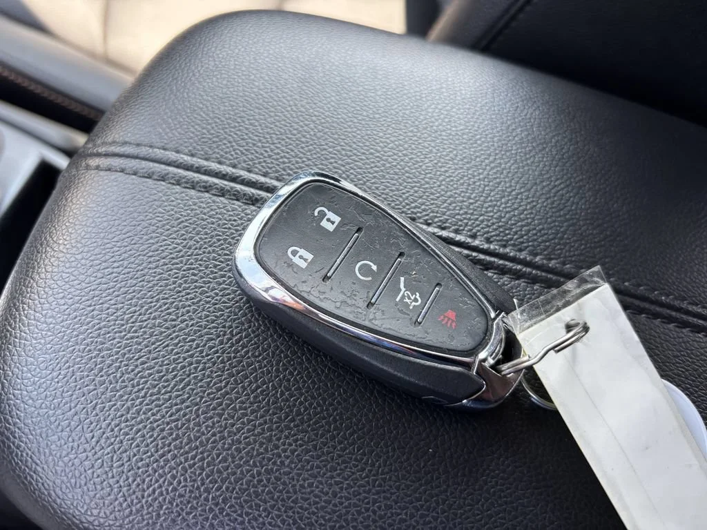 Used 2018 CAJUN RED TINTCOAT Chevrolet Premier image 36