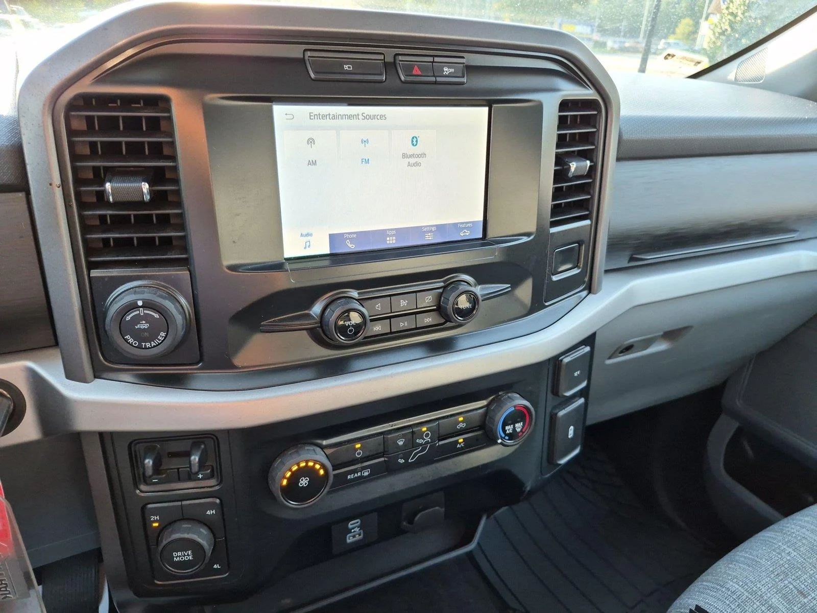 Used 2022 Antimatter Blue Metallic Ford XLT image 23