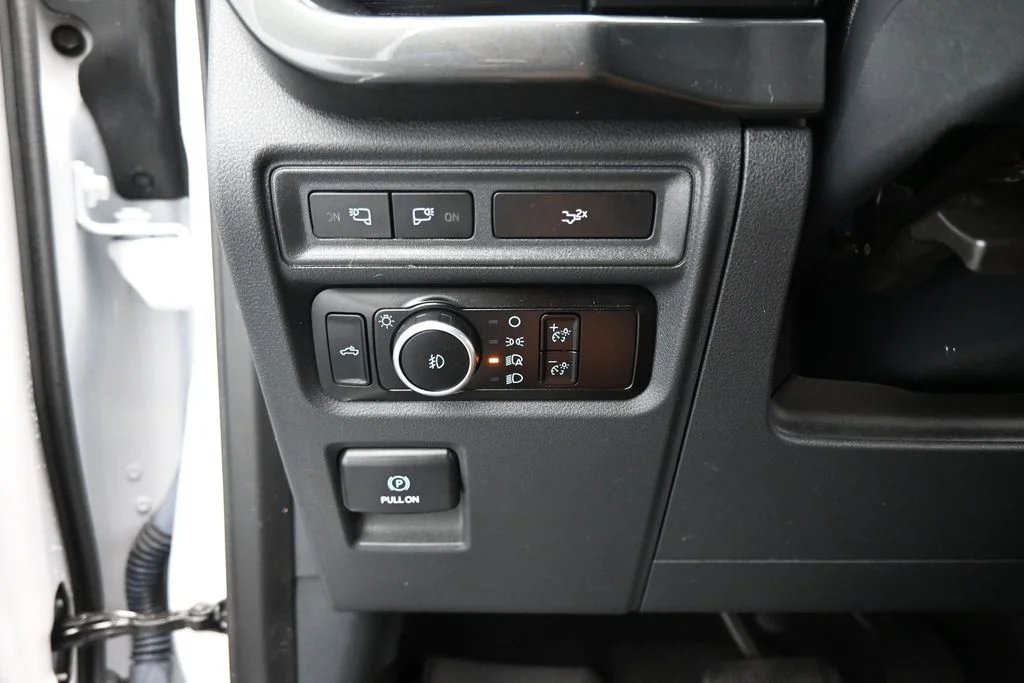 Certified Used 2023 White Ford XLT image 13