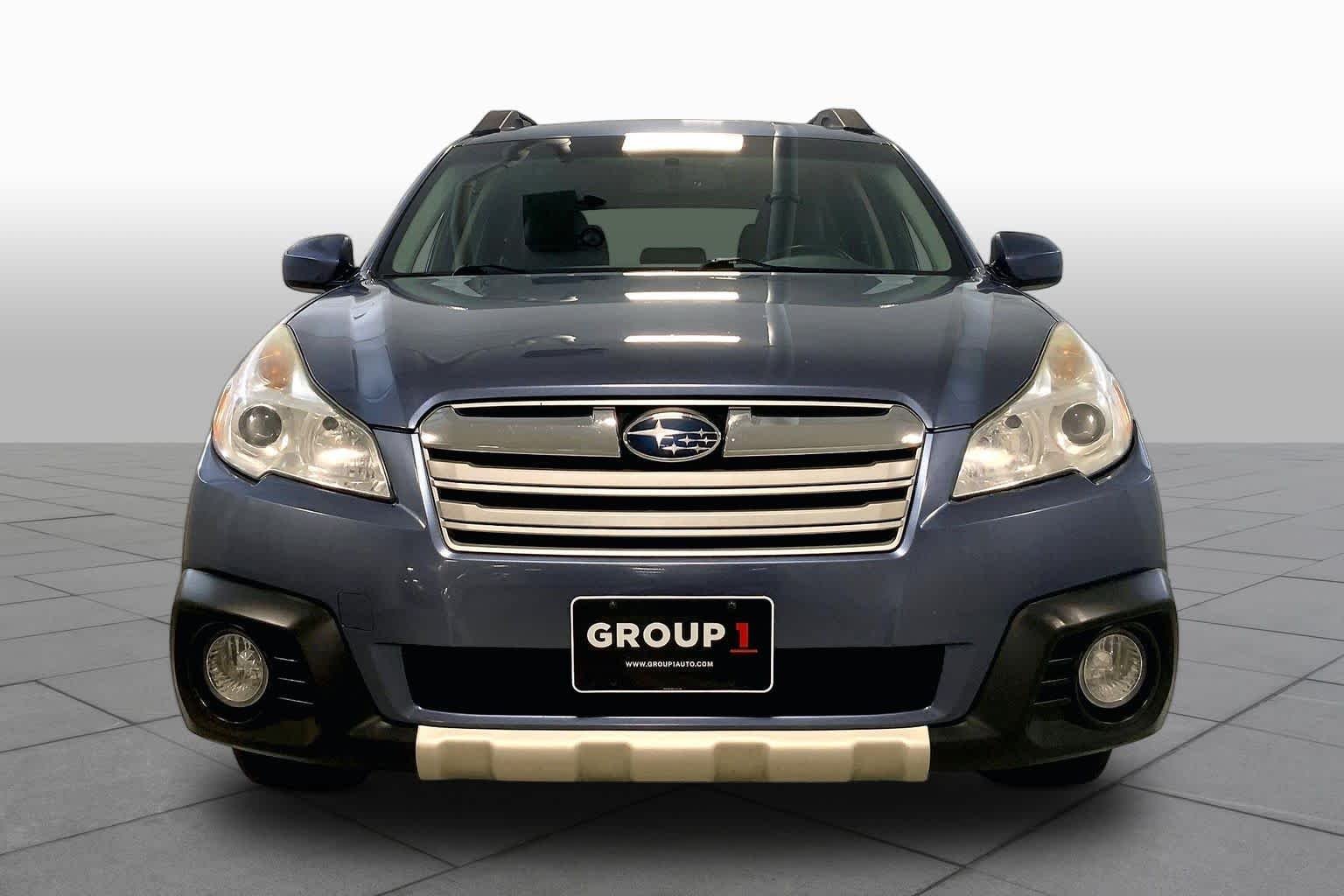 Used 2014 Twilight Blue Metallic Subaru 2.5i Limited image 3