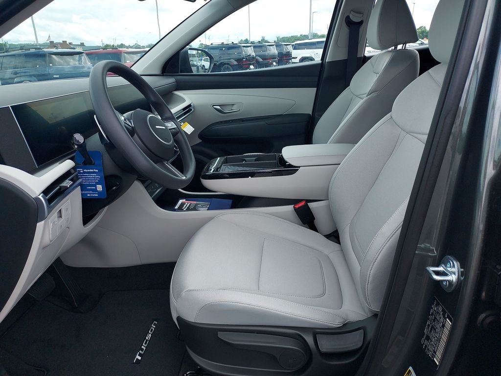 New 2026 Gray Hyundai Blue SE image 9
