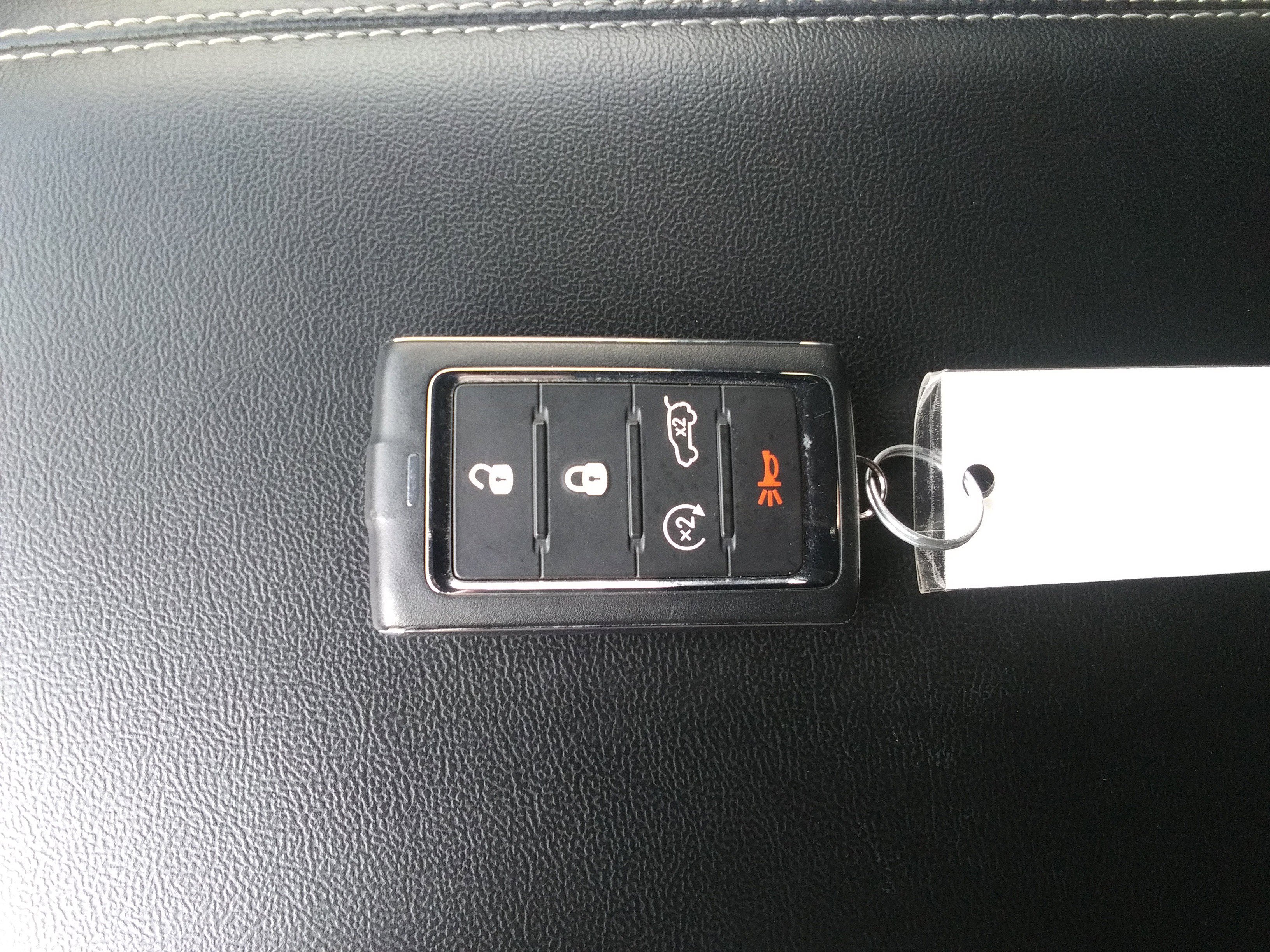Used 2023 Gray Jeep Altitude image 28