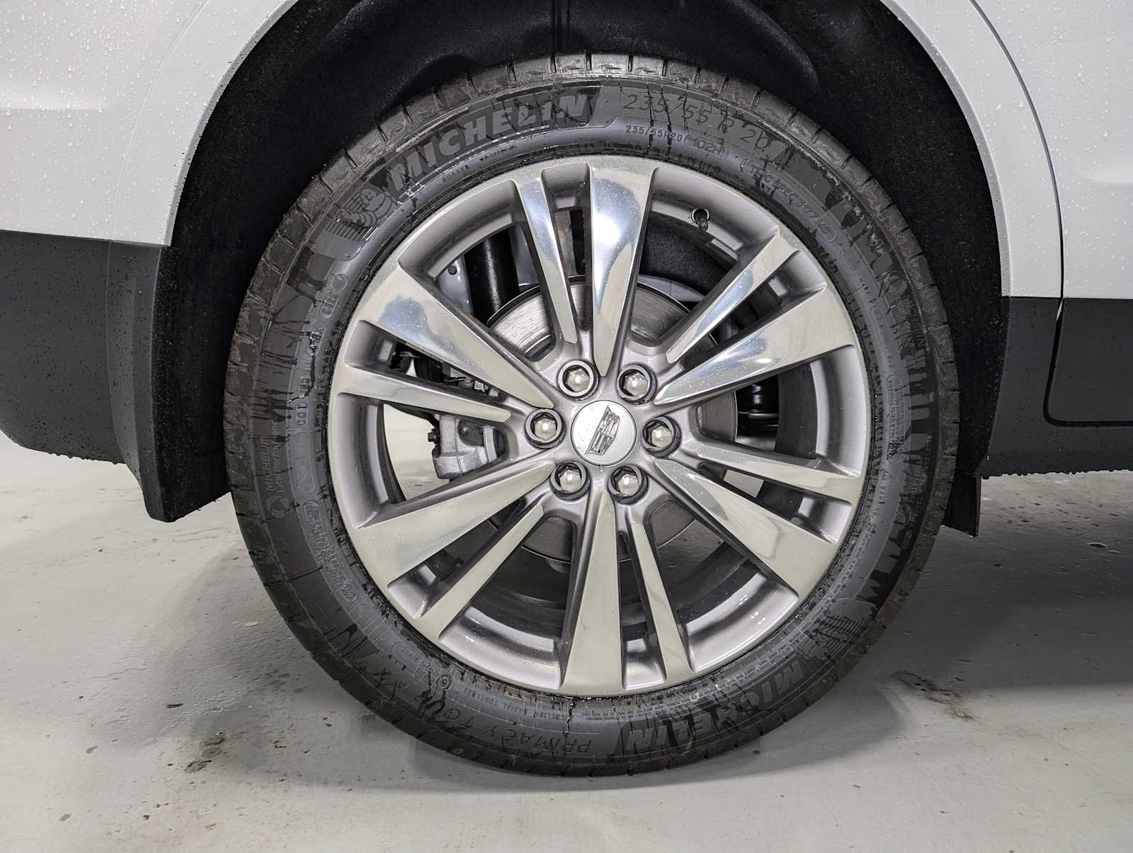 2025 Cadillac XT5 Premium Luxury photo 3