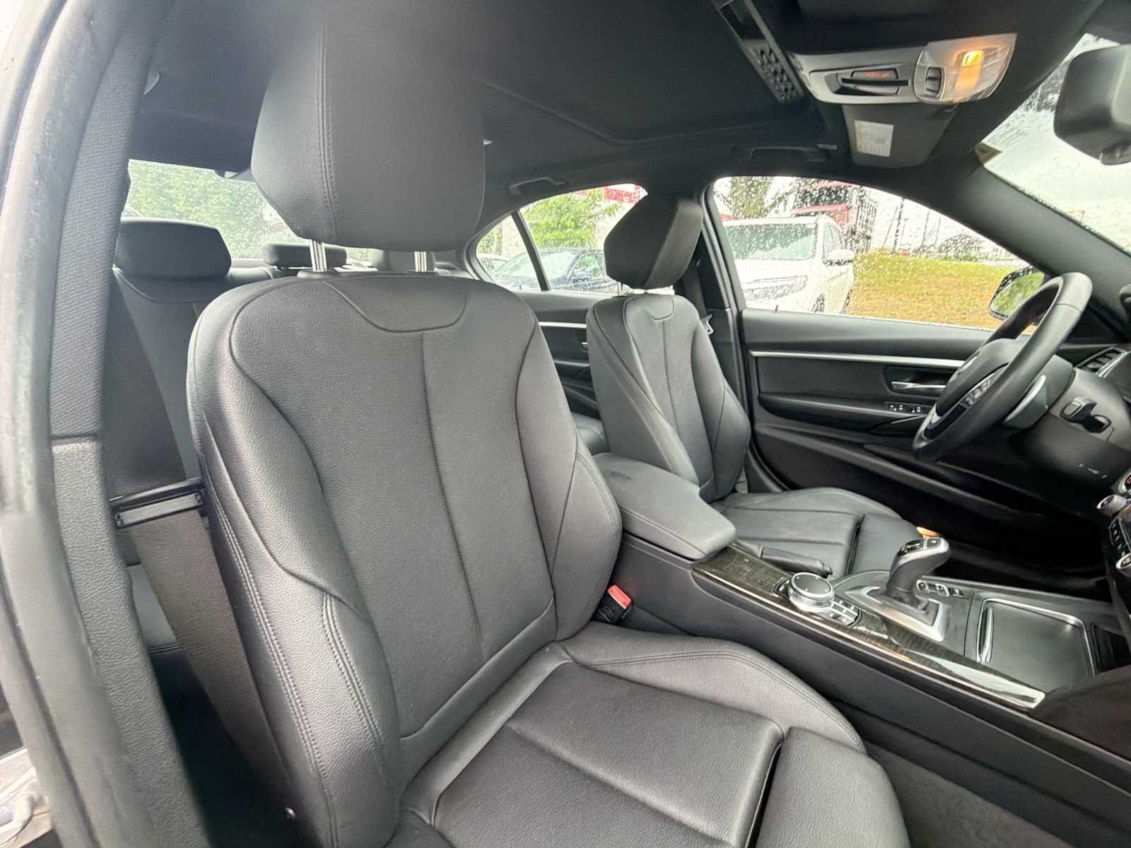Used 2017 Mineral Gray Metallic BMW 330i xDrive image 17