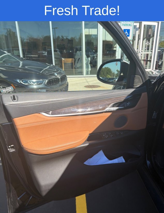 Used 2019 Black BMW xDrive35i image 16