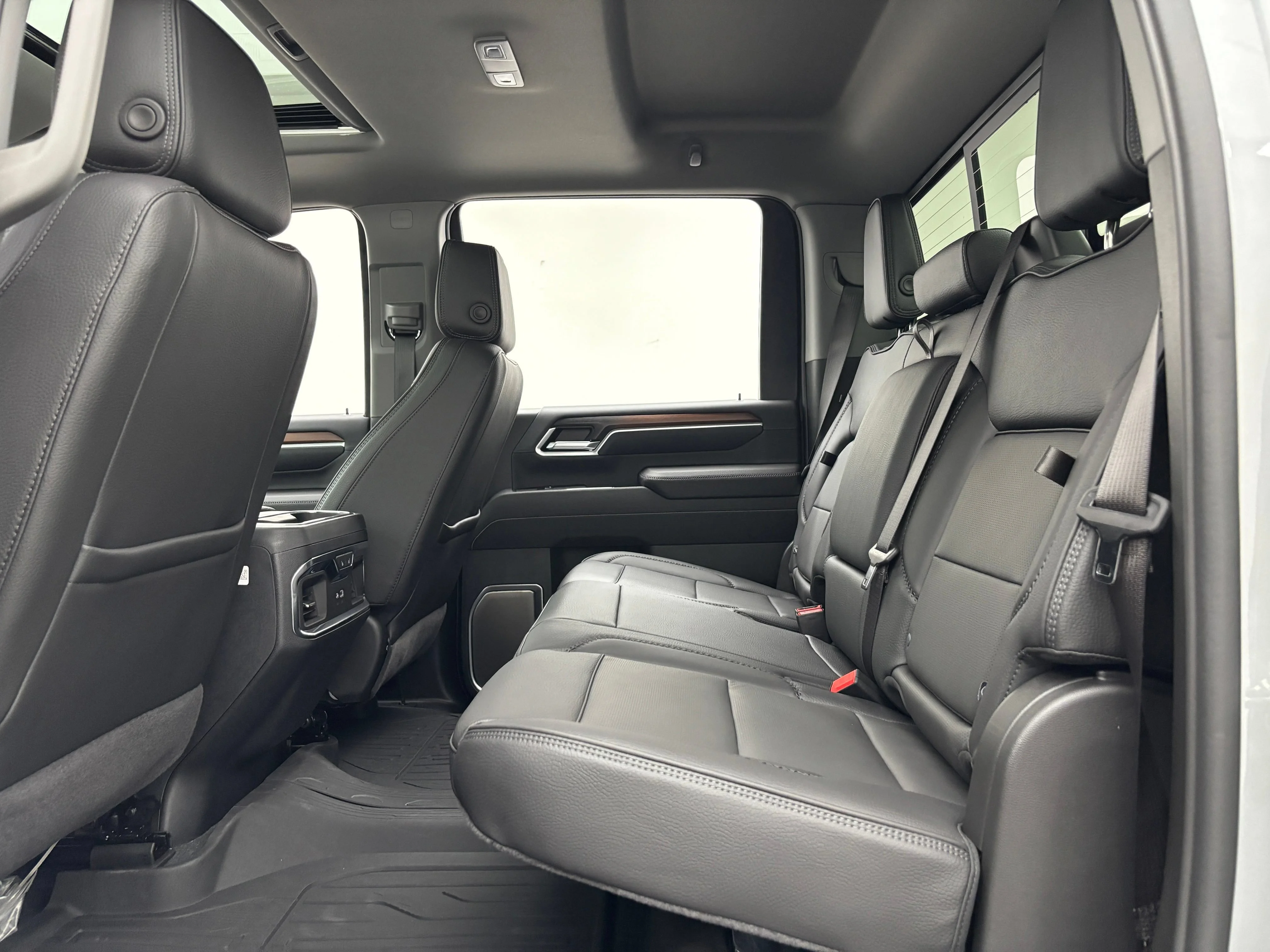 2026 GMC Sierra 3500HD Denali - Photo 46