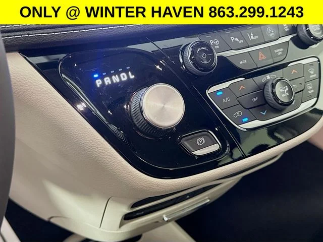 Used 2022 Blue Chrysler Touring L image 17