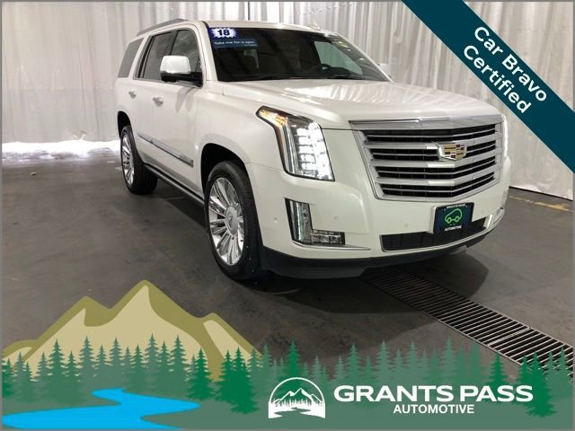 2018 Cadillac Escalade AWD Platinum's photo