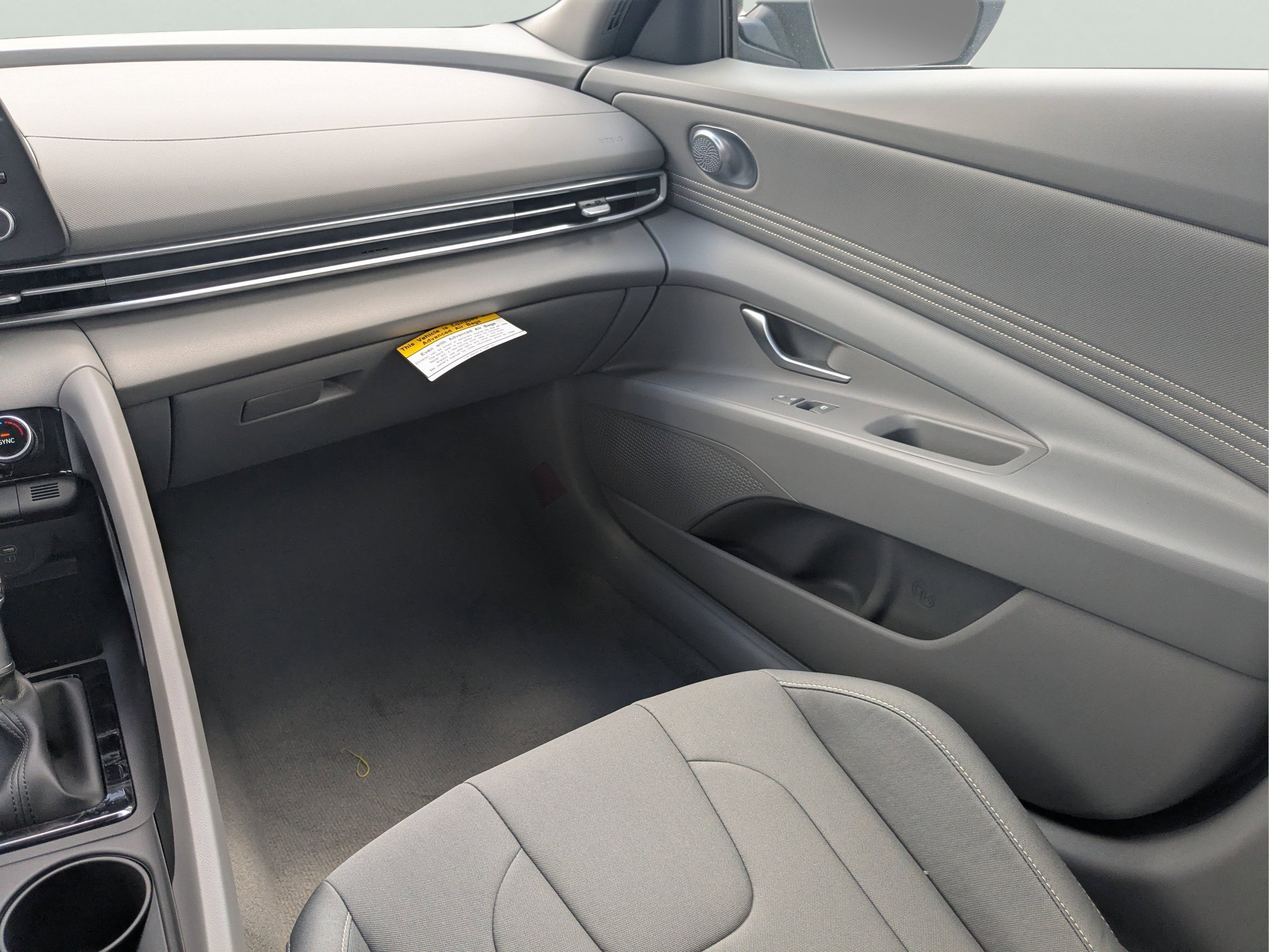 Used 2025 Fluid Metal Hyundai SEL Sport image 13