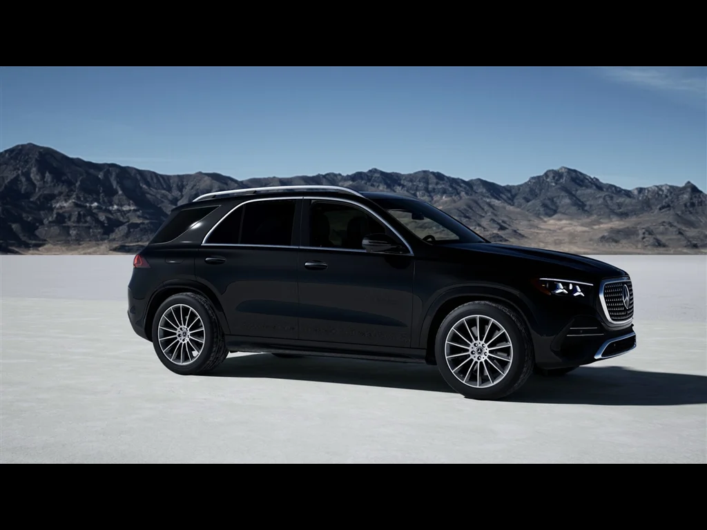 New 2027 Obsidian Black Metallic Mercedes-Benz GLE 450 image 8