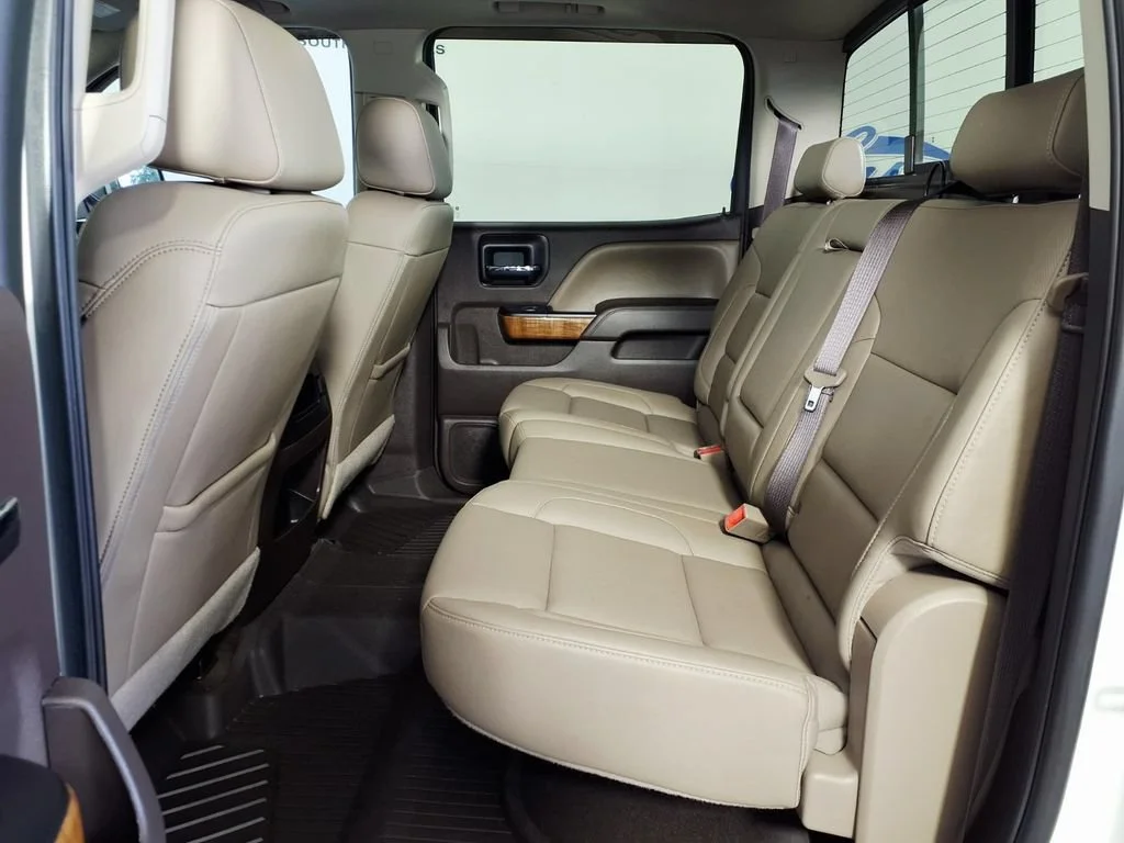 Used 2017 SUMMIT WHITE GMC SLT image 9