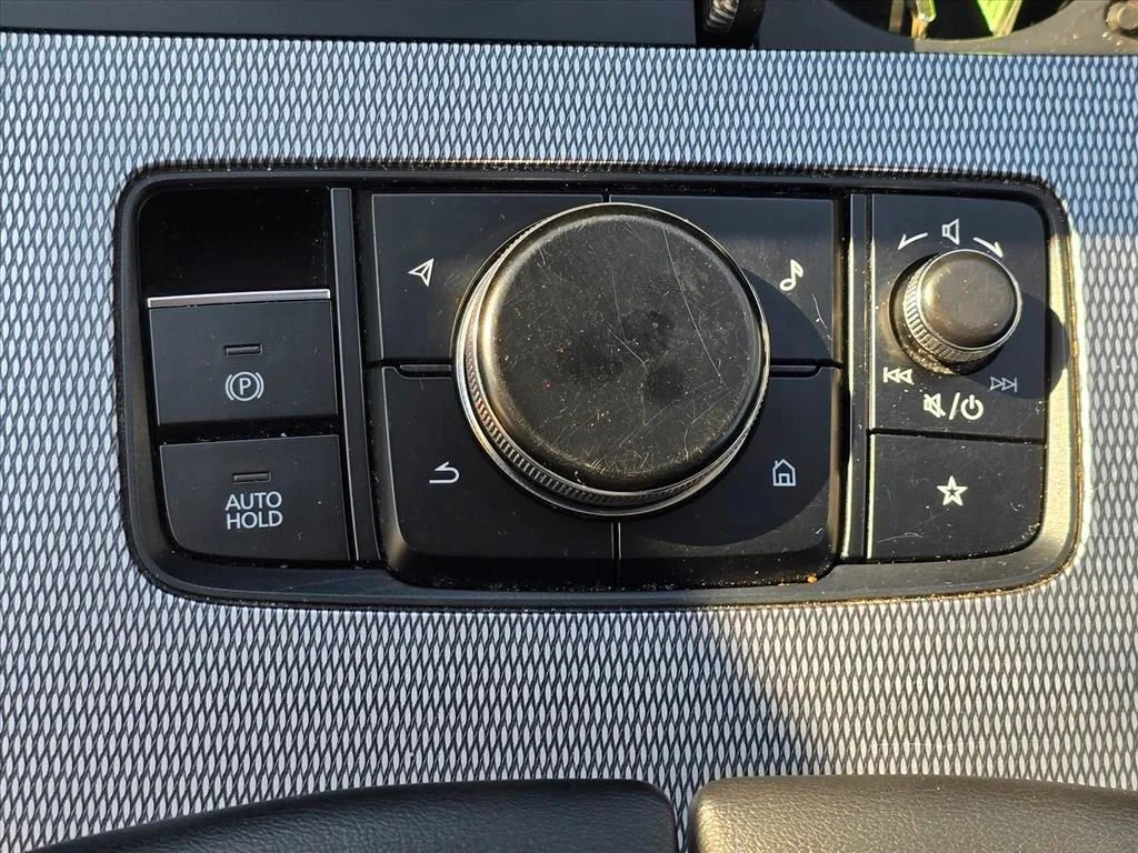 Used 2025 Black Mazda 3.3 Turbo Preferred image 19