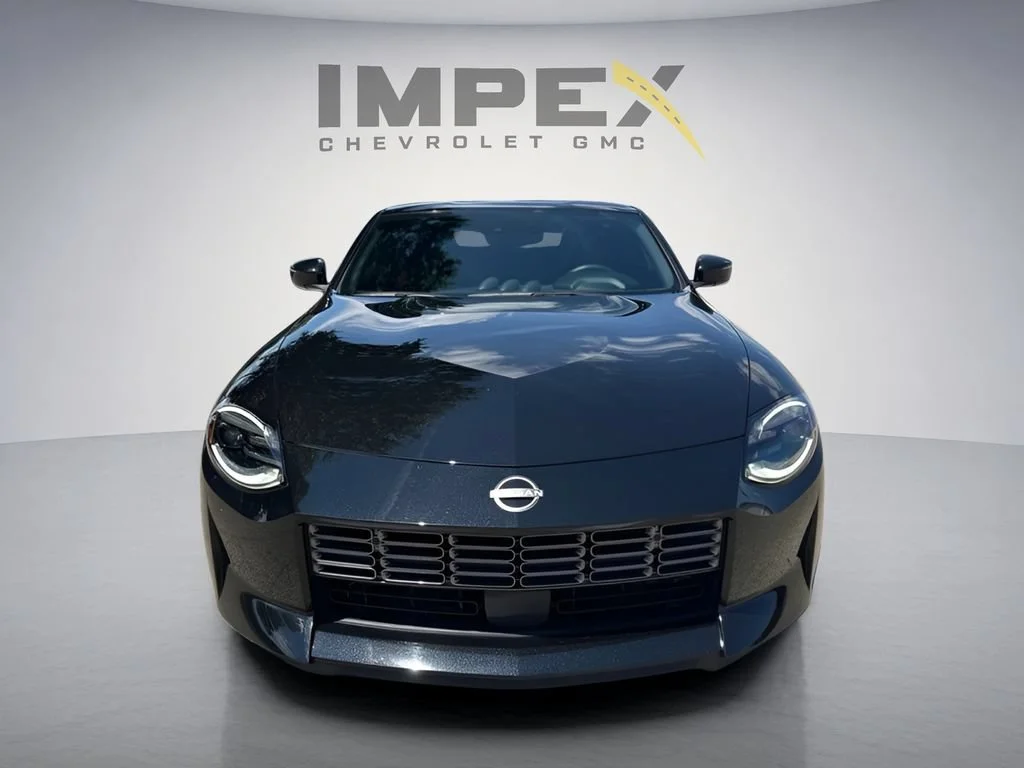 Used 2025 Black Nissan Performance image 9
