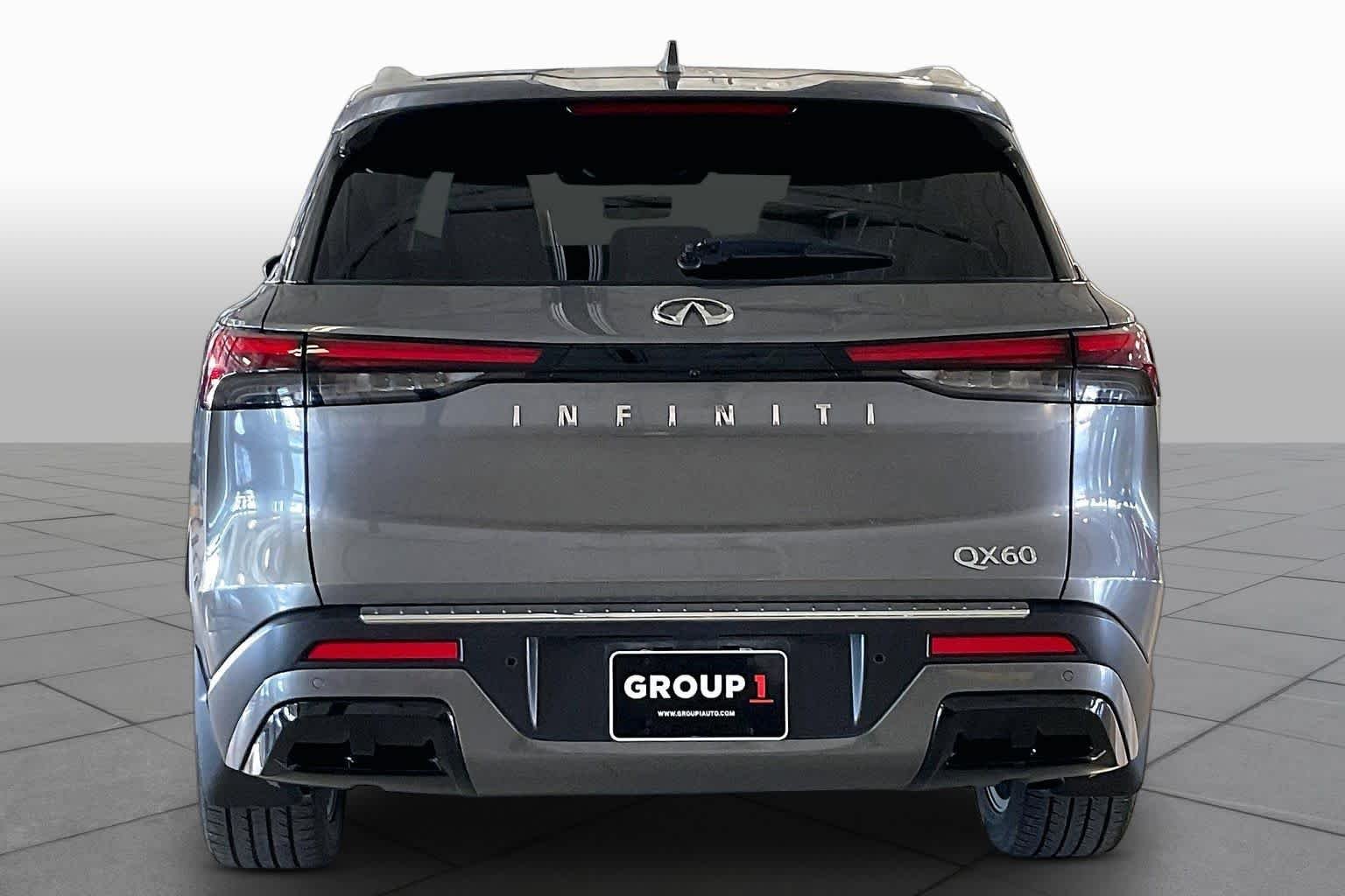 2023 INFINITI QX60 4