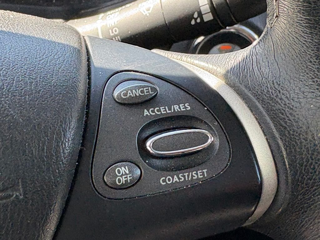 Used 2019 Black INFINITI LUXE image 14