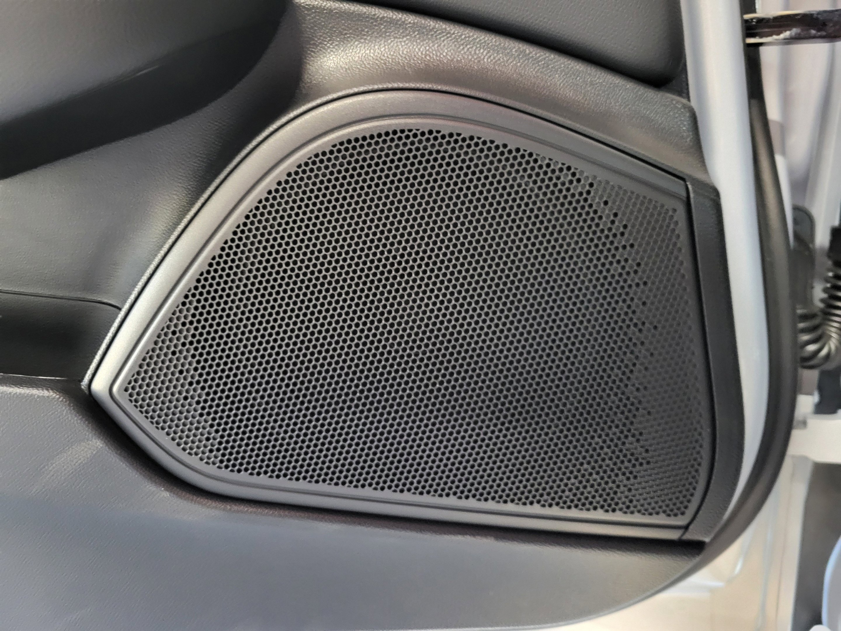 New 2025 Moonlight Gray Metallic Alfa Romeo  image 29