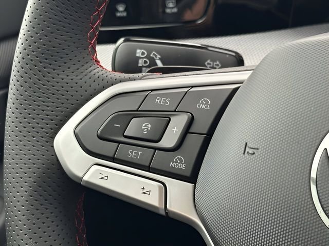 2025 Volkswagen Golf GTI SE - Photo 21