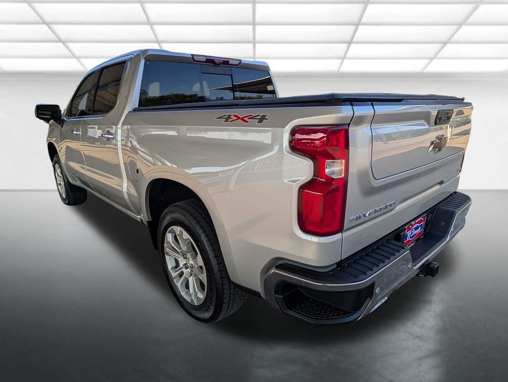 Used 2022 Silver Chevrolet LTZ image 2