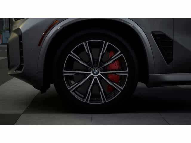 Used 2026 Skyscraper Grey Metallic BMW sDrive40i image 7