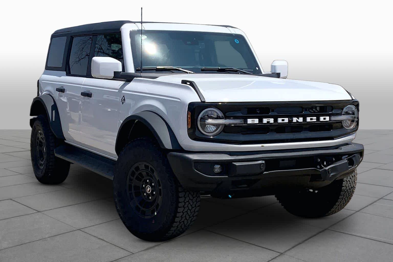 New 2026 Oxford White Ford Outer Banks® image 2