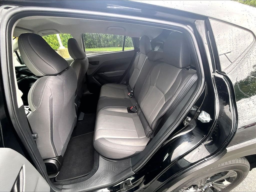Used 2024 Black Subaru Base image 15