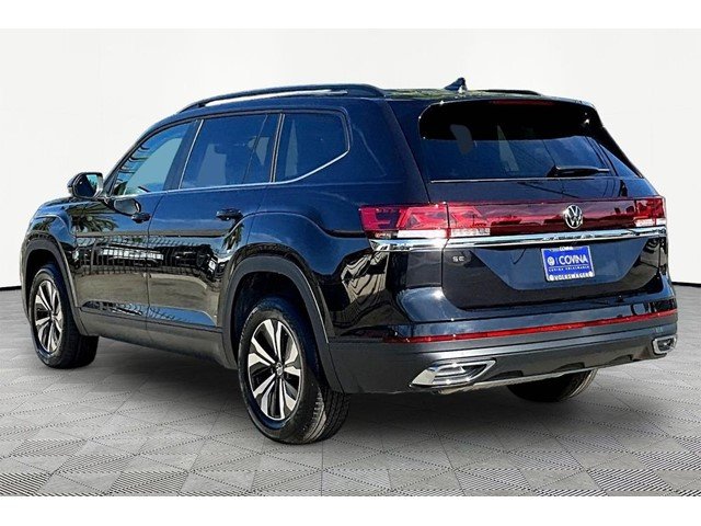 New 2026 Deep Black Pearl Volkswagen 2.0T SE image 4