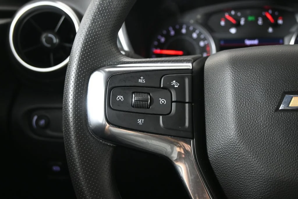 Used 2024 Black Chevrolet 2LT image 34
