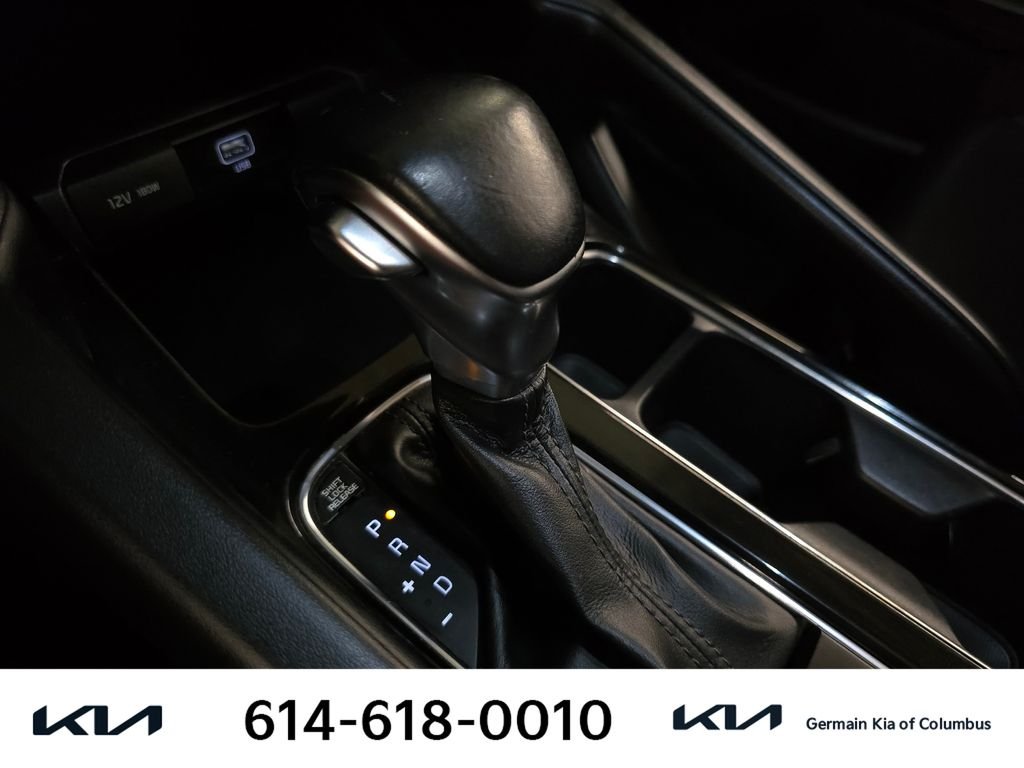 Used 2020 Black Kia S image 26