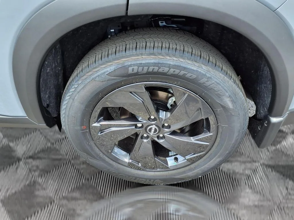 New 2026 Boulder Gray Pearl Nissan SV image 23