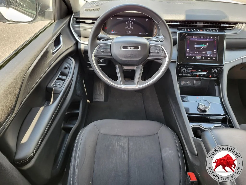 Used 2023 White Jeep Laredo image 19