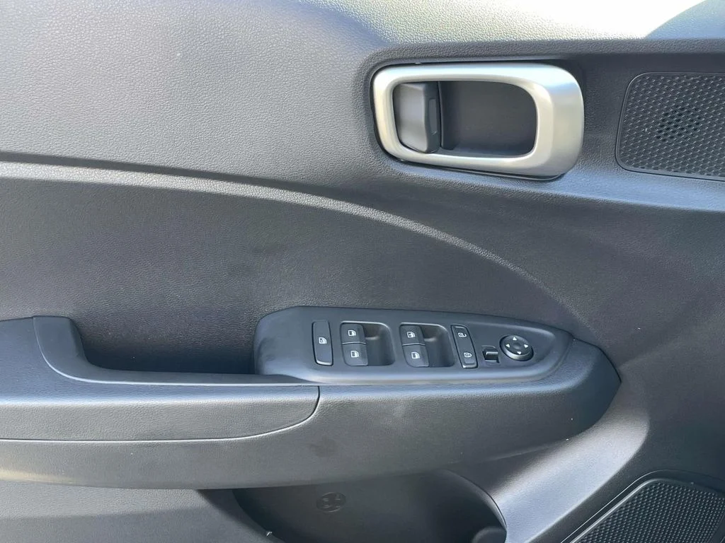 New 2026 Black Hyundai SE image 16