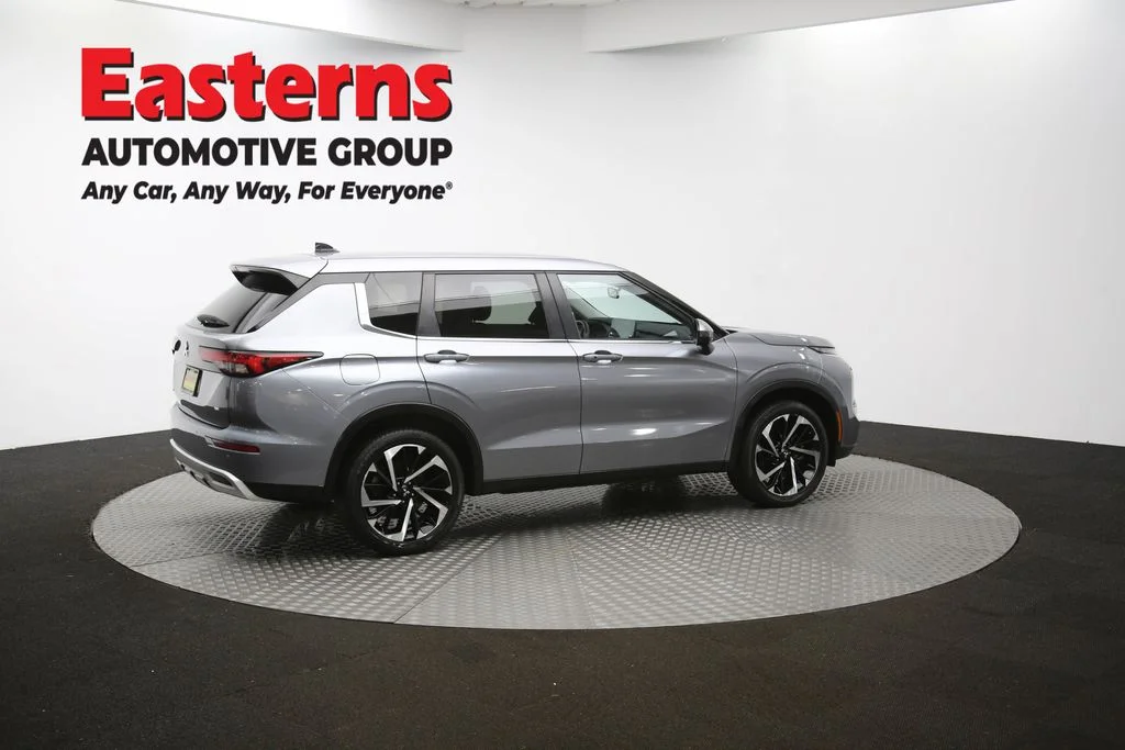 Used 2024 Gray Mitsubishi SE image 42