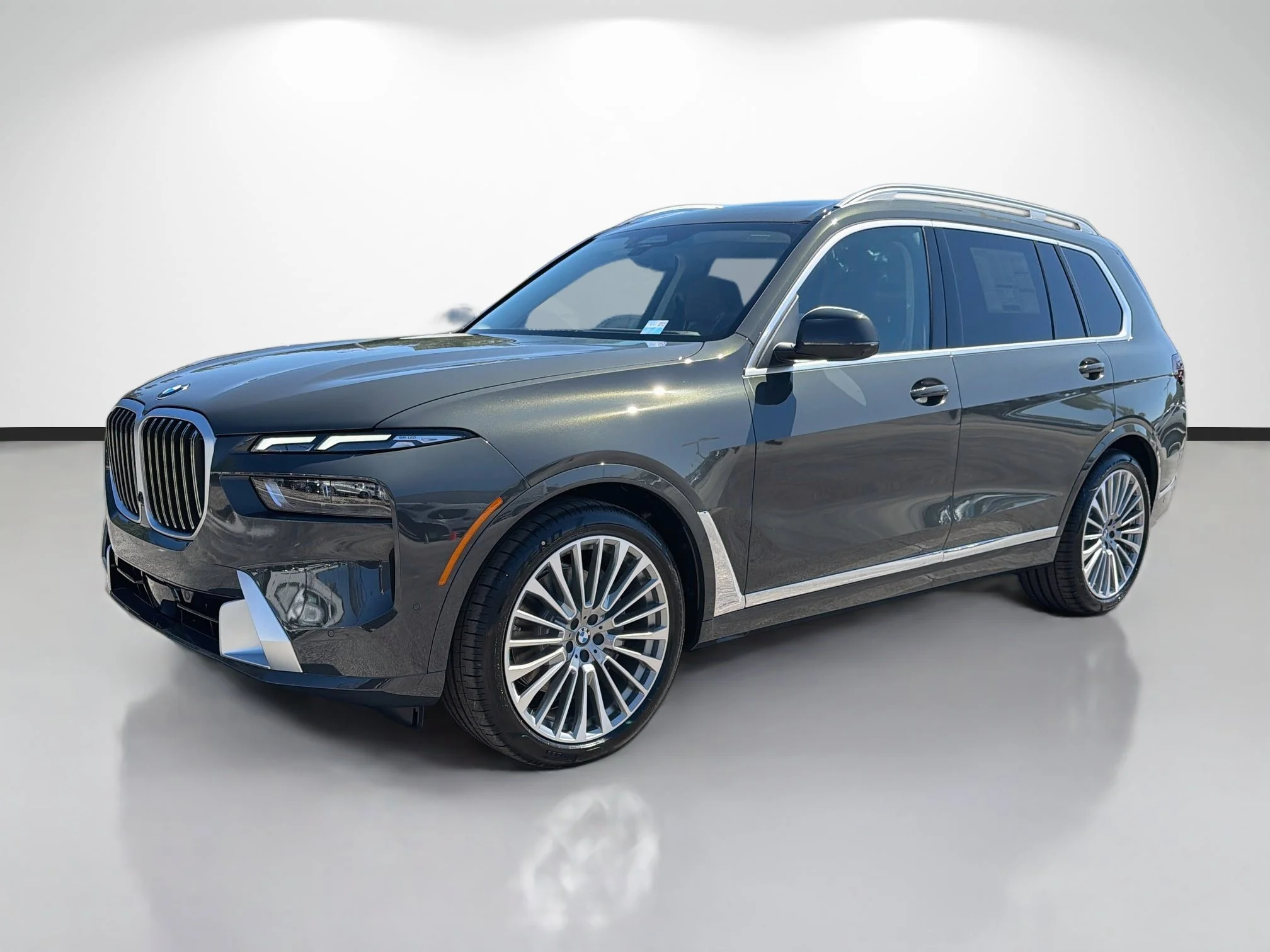 New 2027 Dravit Grey Metallic BMW xDrive40i image 7
