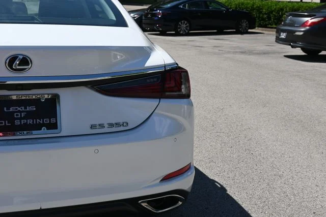 Certified Used 2021 EMINENT WHITE PEARL Lexus 350 Ultra Luxury image 8