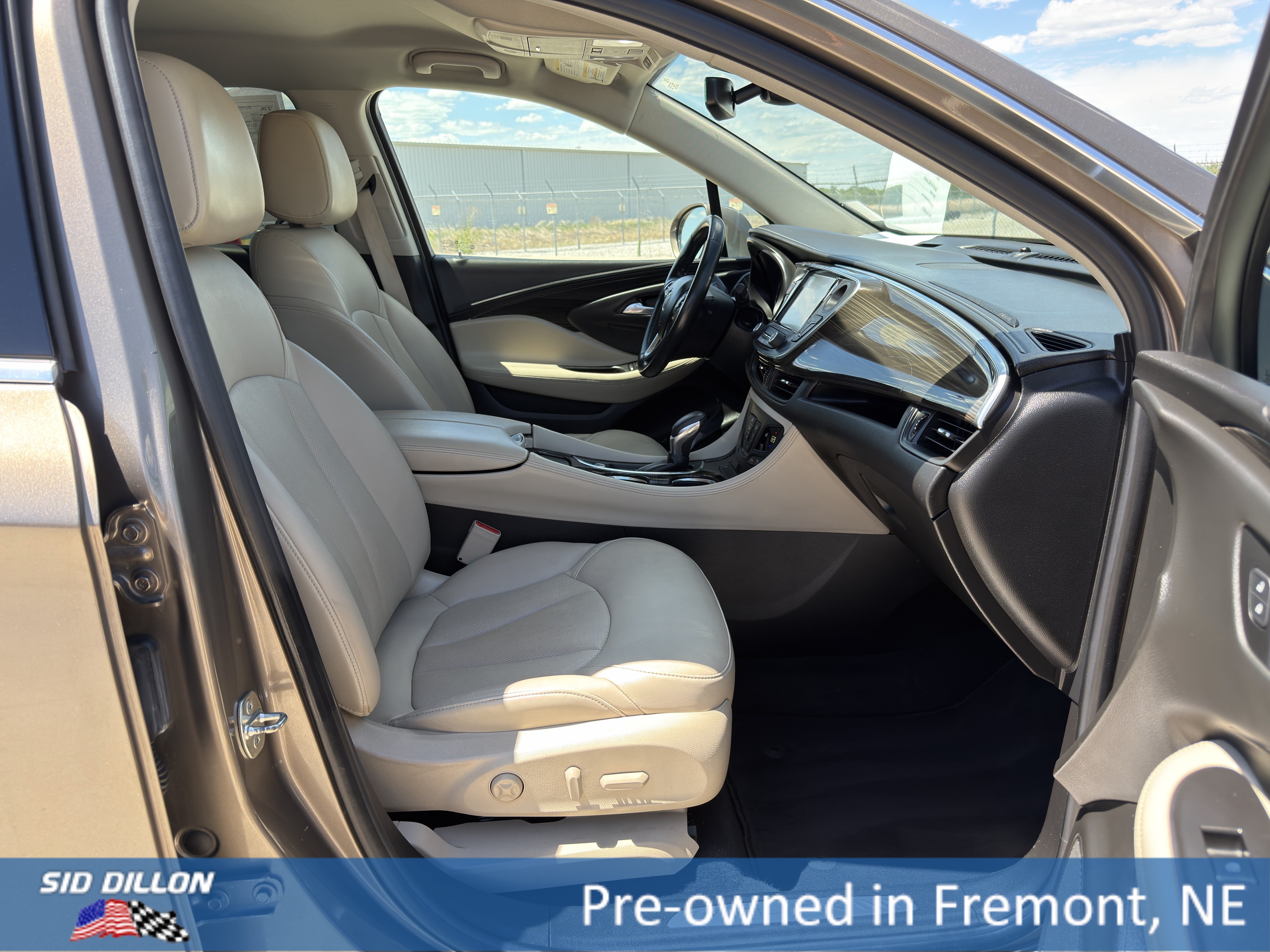 Used 2019 BRONZE ALLOY METALLIC Buick Premium image 14