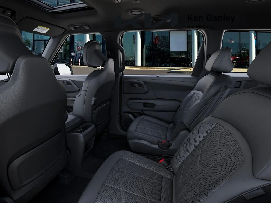New 2027 Black Jade Green Kia X-Line EX image 18