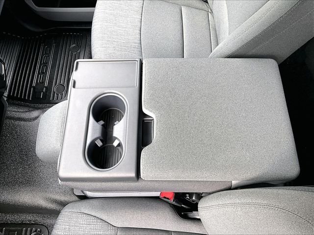 New 2026 White Ford XLT image 9