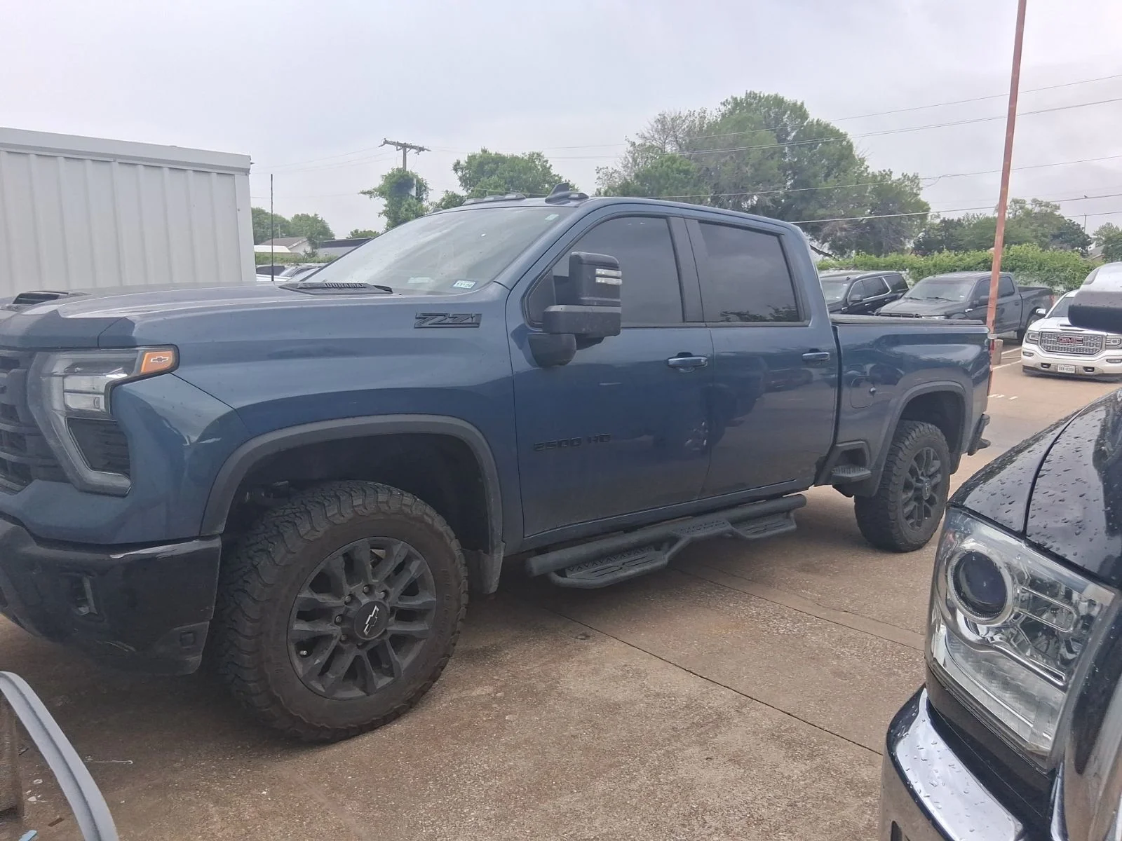 2025 Chevrolet Silverado HD LT 4WD Crew Cab Standard Box's photo