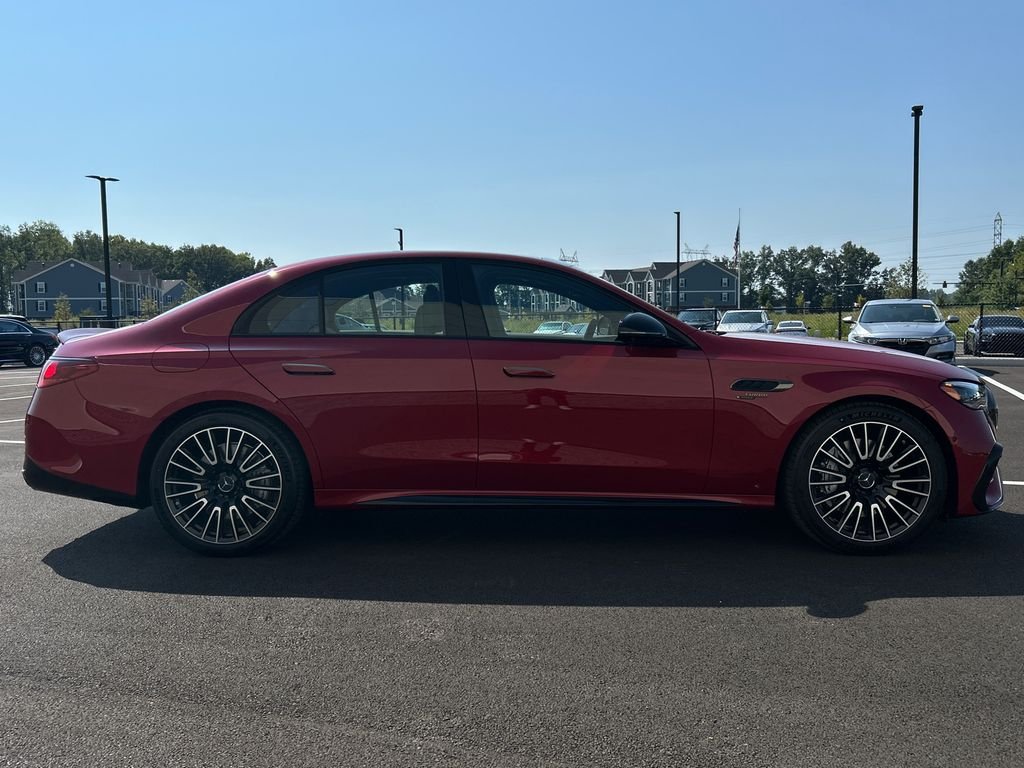 New 2027 MANUFAKTUR Patagonia Red Metallic Mercedes-Benz AMG® E 53 Hybrid Sedan image 9