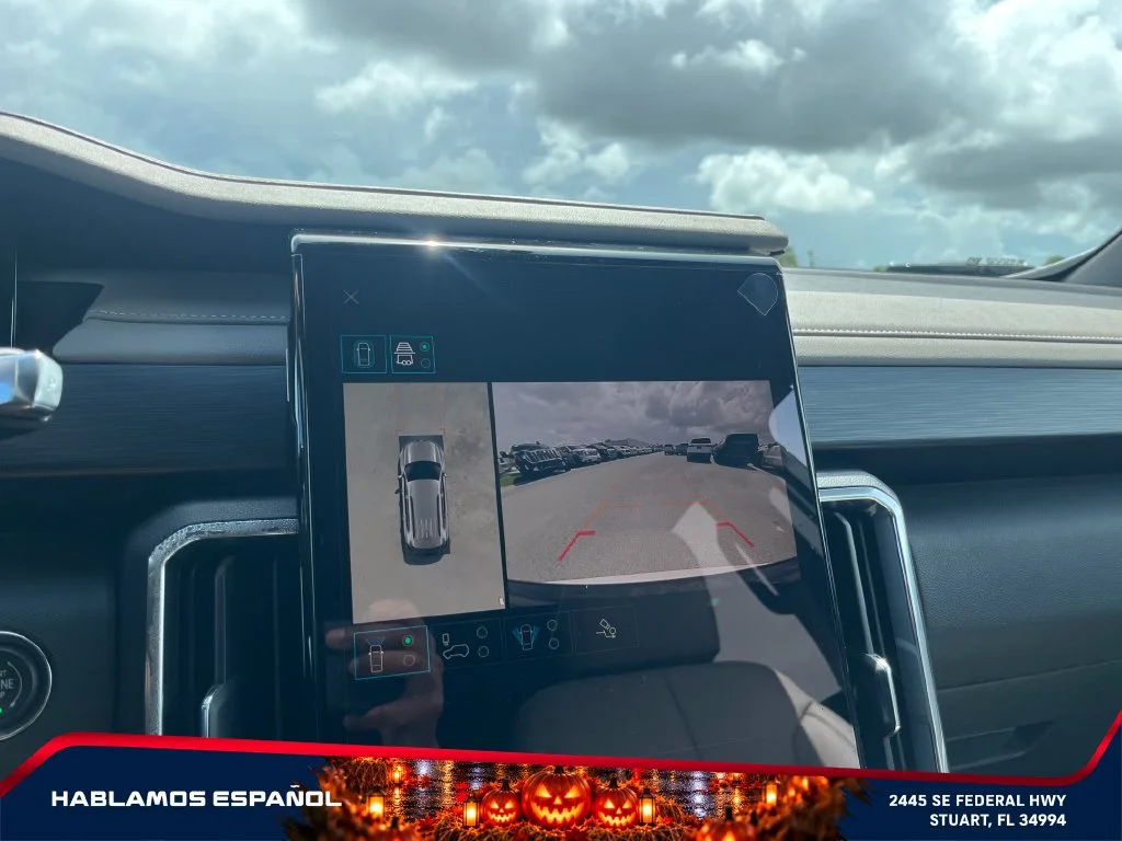 New 2026 Summit White GMC Elevation image 33