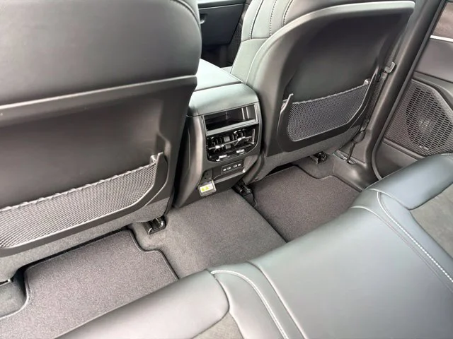 New 2026 Black Jeep Altitude image 8