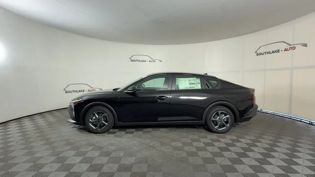 New 2026 Aurora Black Pearl Kia LXS image 5