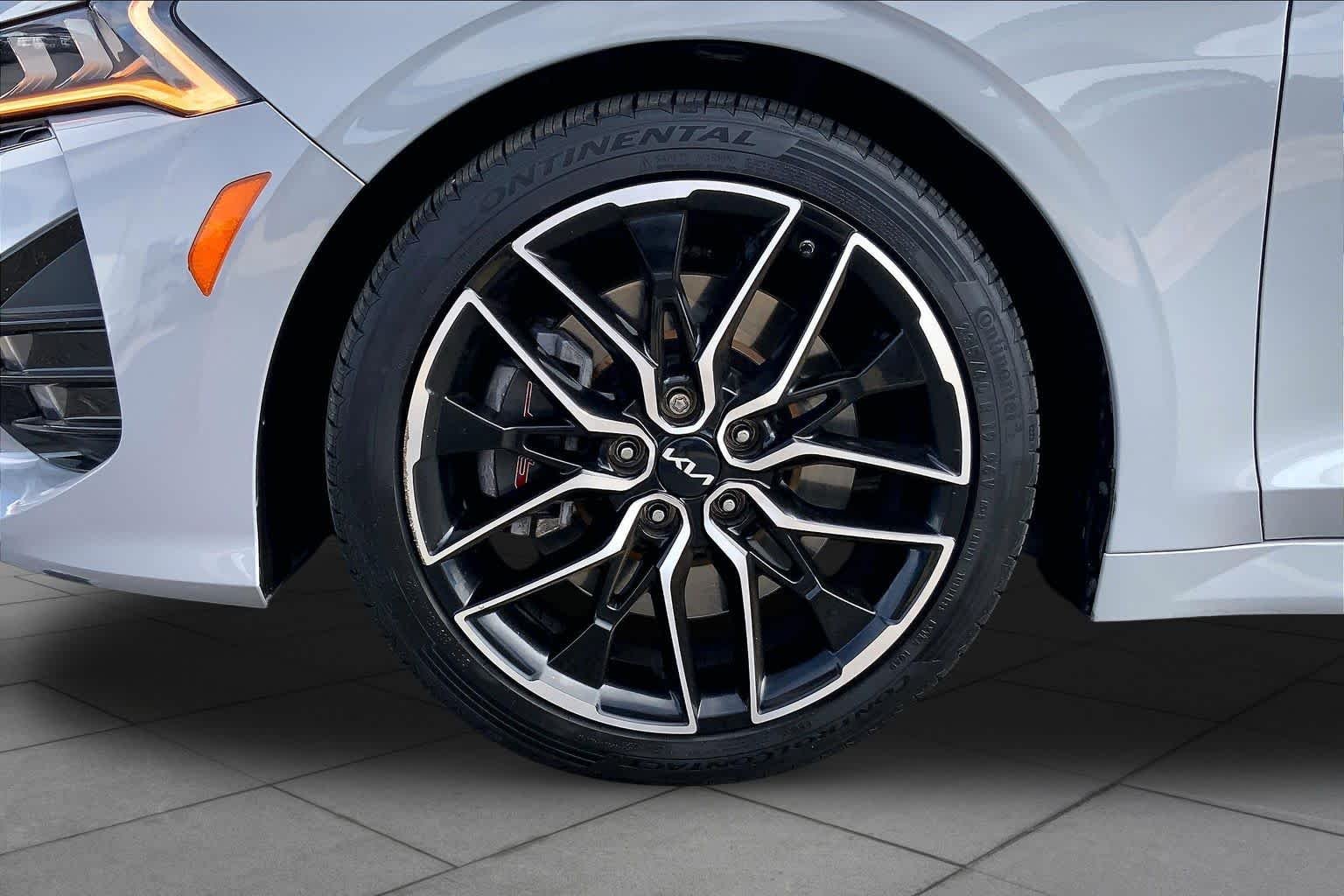 Used 2023 Wolf Gray Kia GT image 11