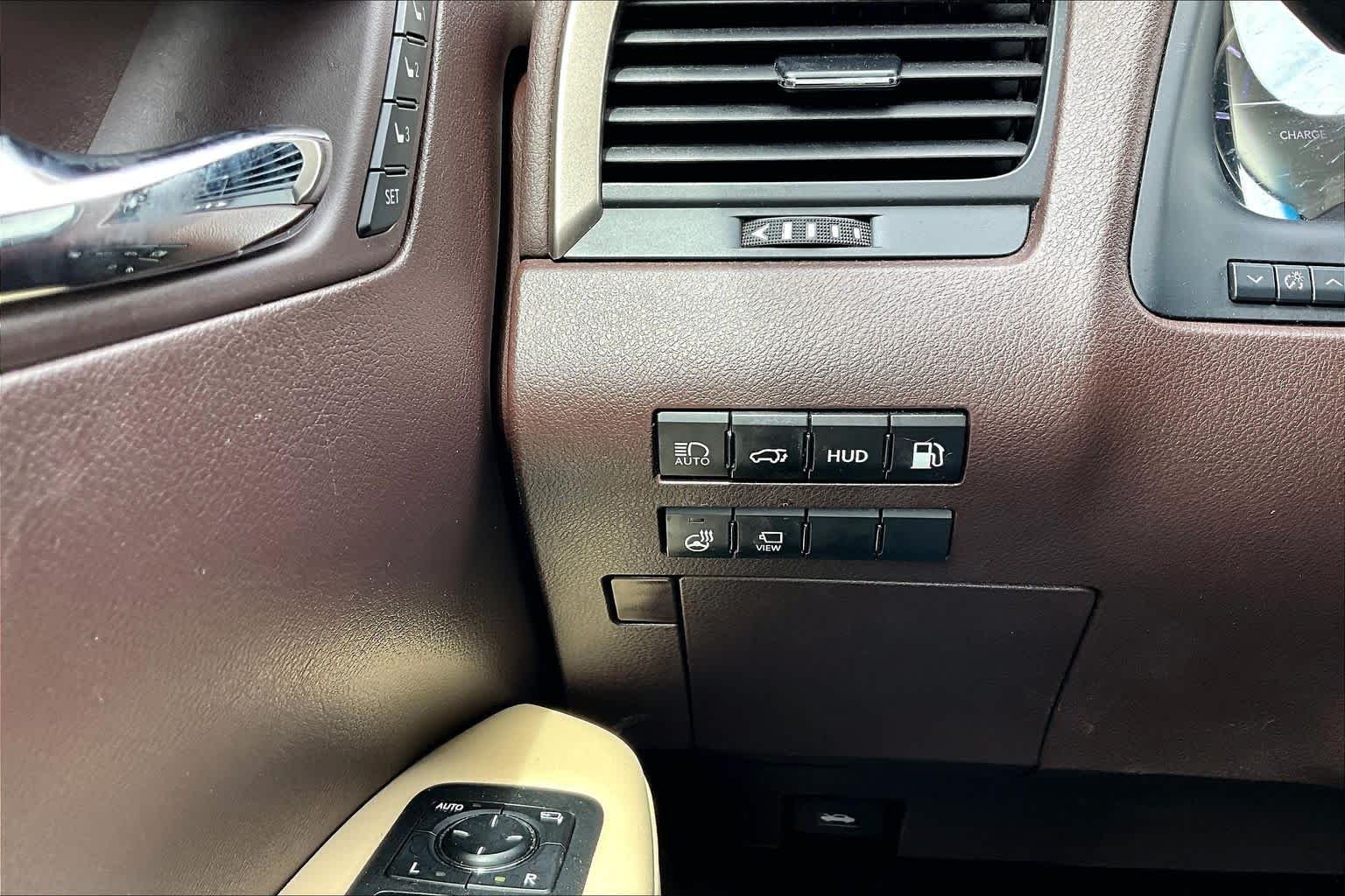 Used 2019 Matador Red Mica Lexus  image 36