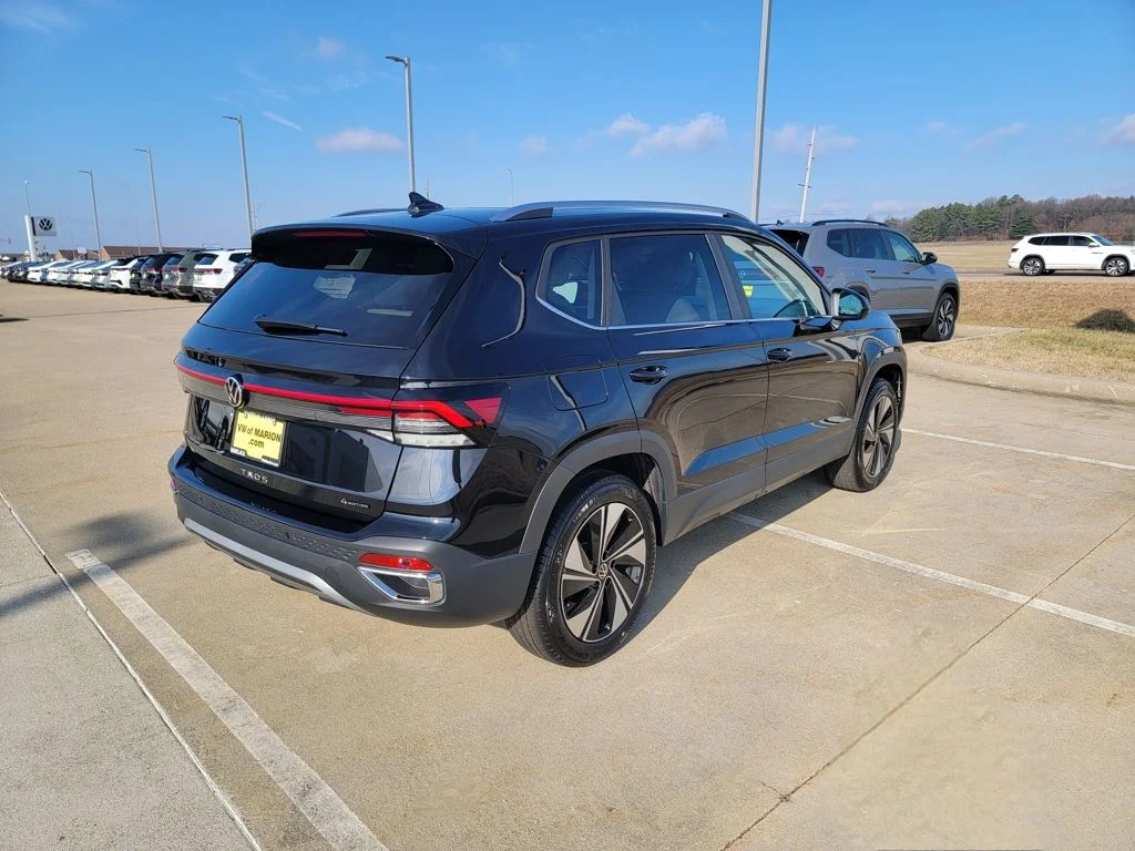2026 Volkswagen Taos SE - Photo 16