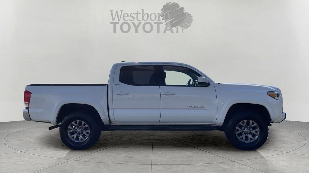 Used 2017 White Toyota SR5 image 8